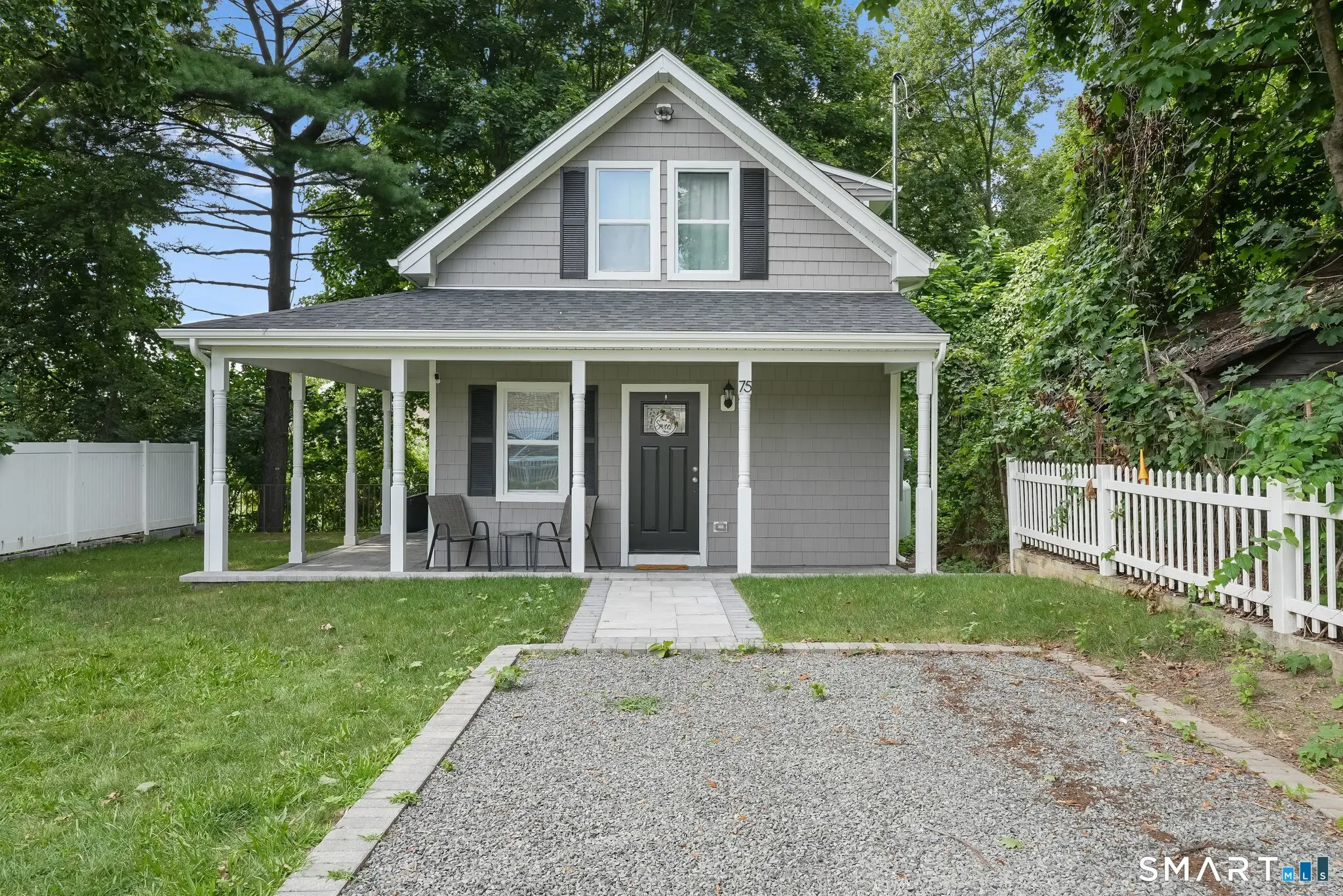 75 Hemlock Street, Bridgeport