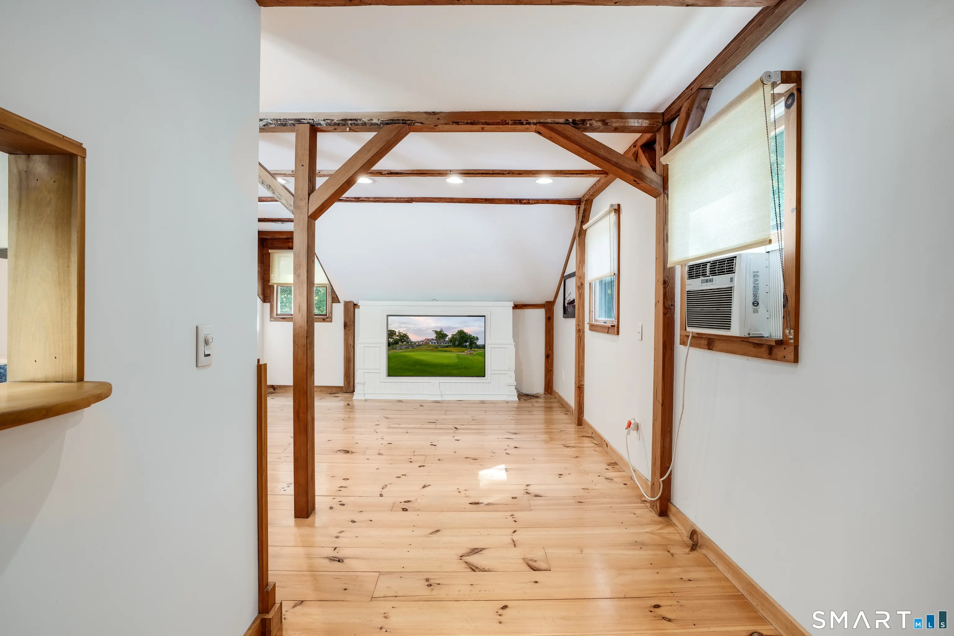 11 Bogel Road, East Haddam