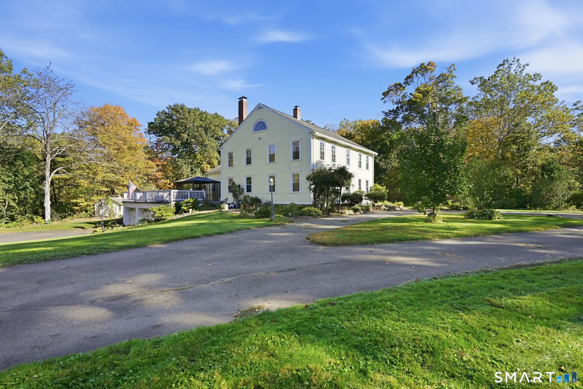 731 Latham Lane, Suffield