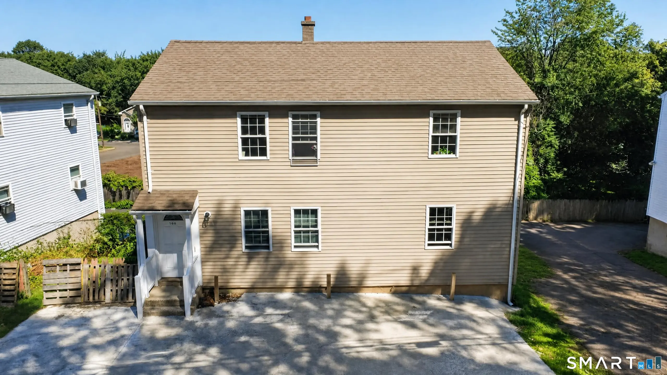 185 Forest Road, West Haven