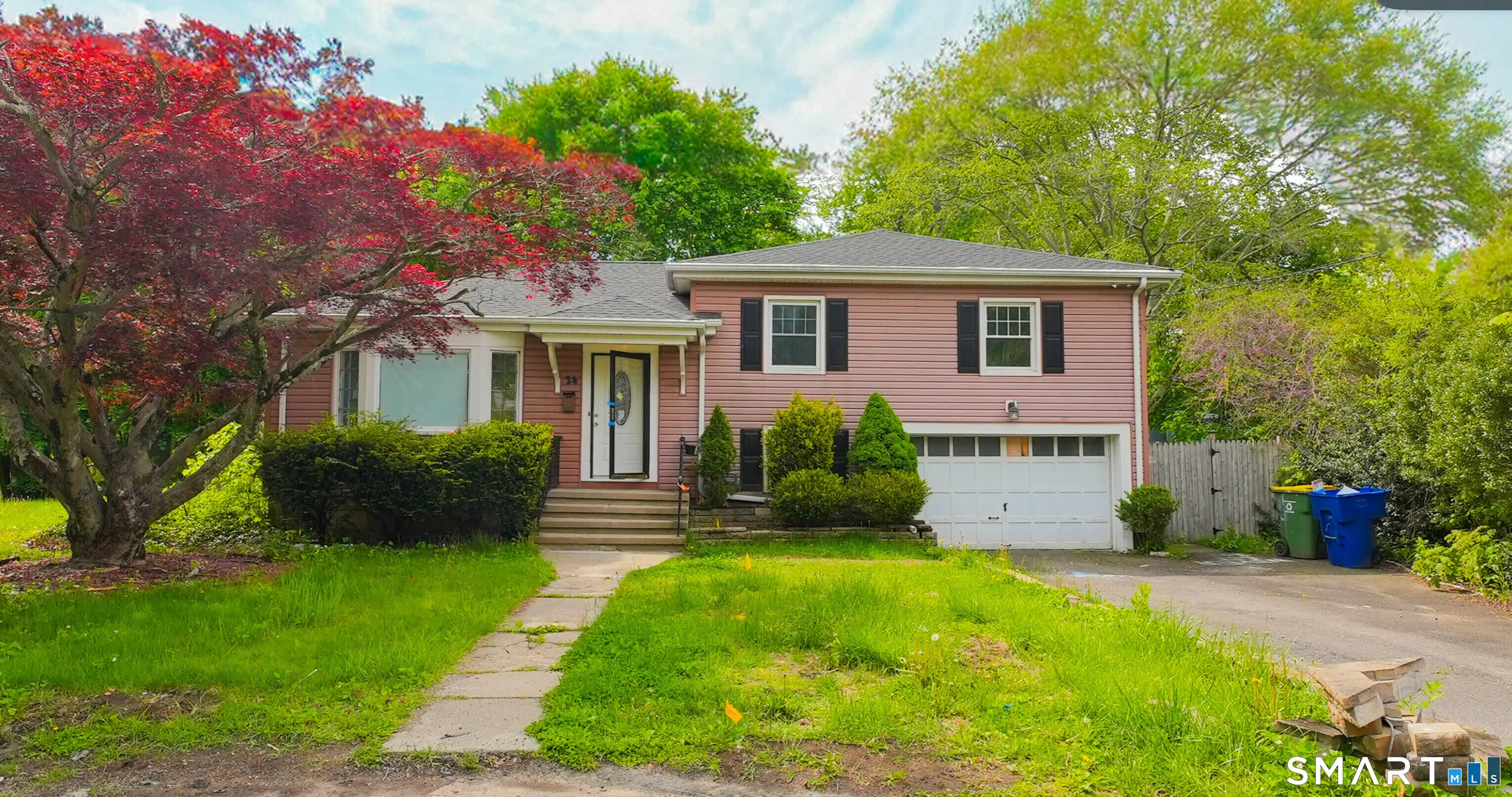 24 Sunfield Circle, Waterbury