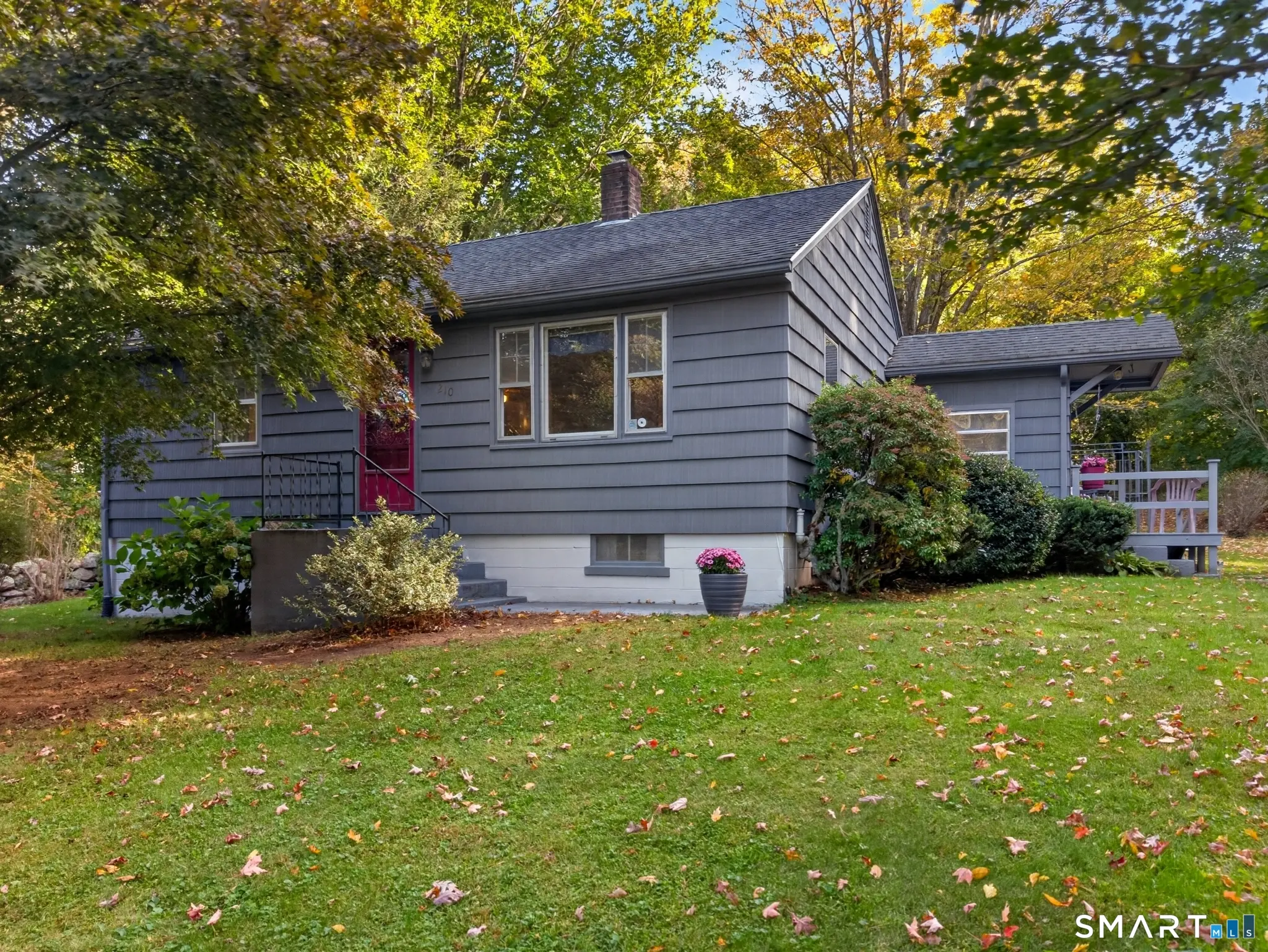 210 Iron Street, Ledyard