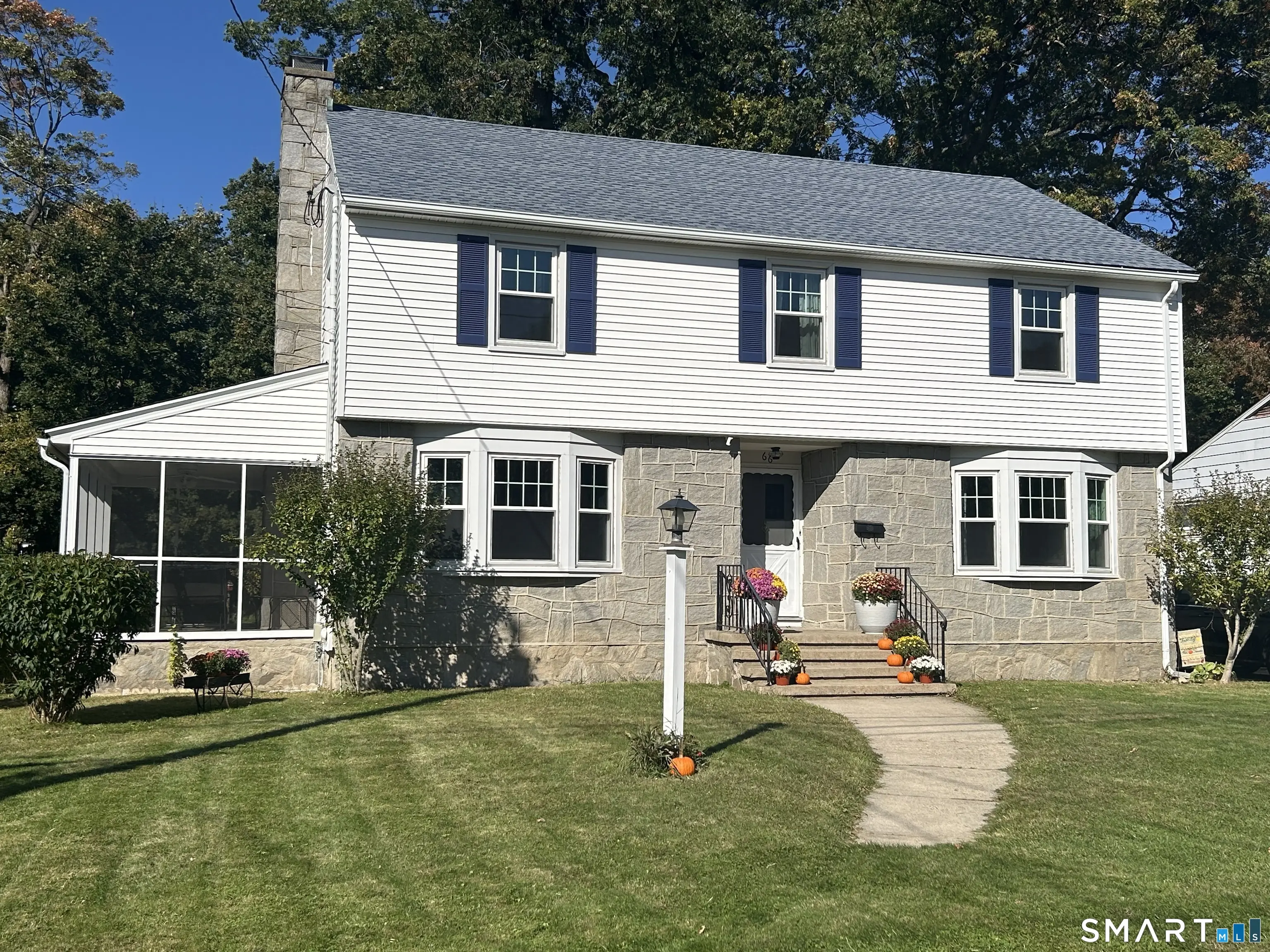 66 Hickory Road, Naugatuck
