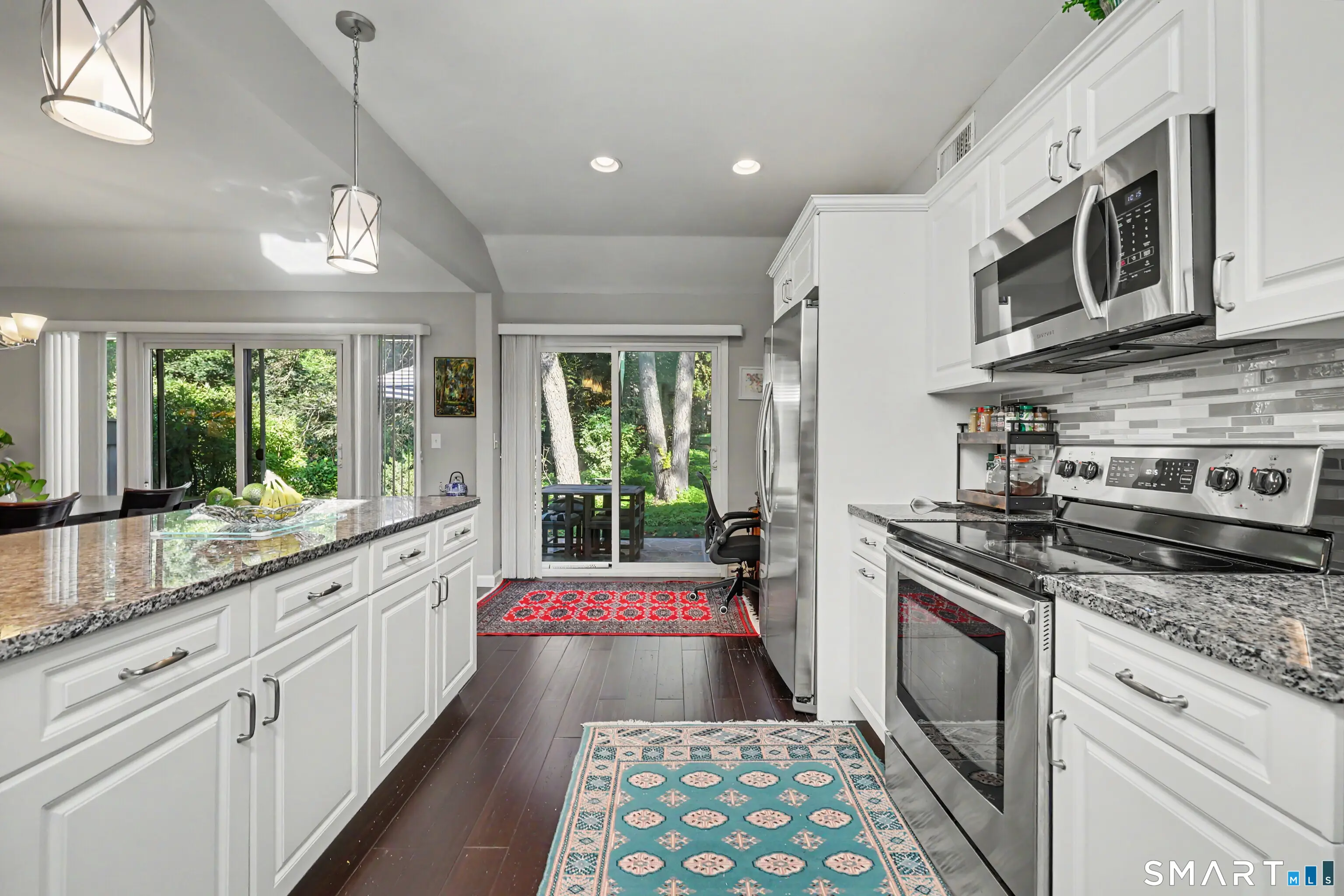 522 Heritage Village Road B, Southbury