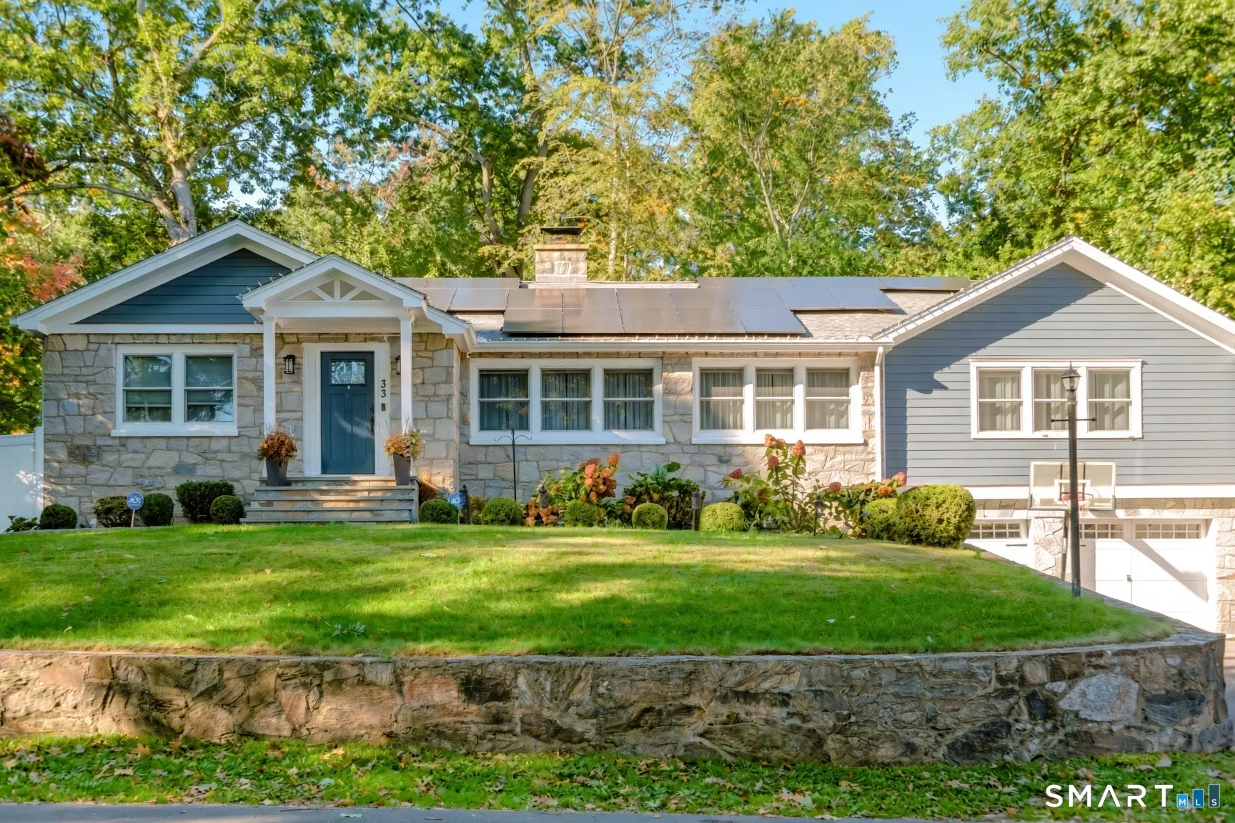 33 Rocky Ridge Drive, Trumbull
