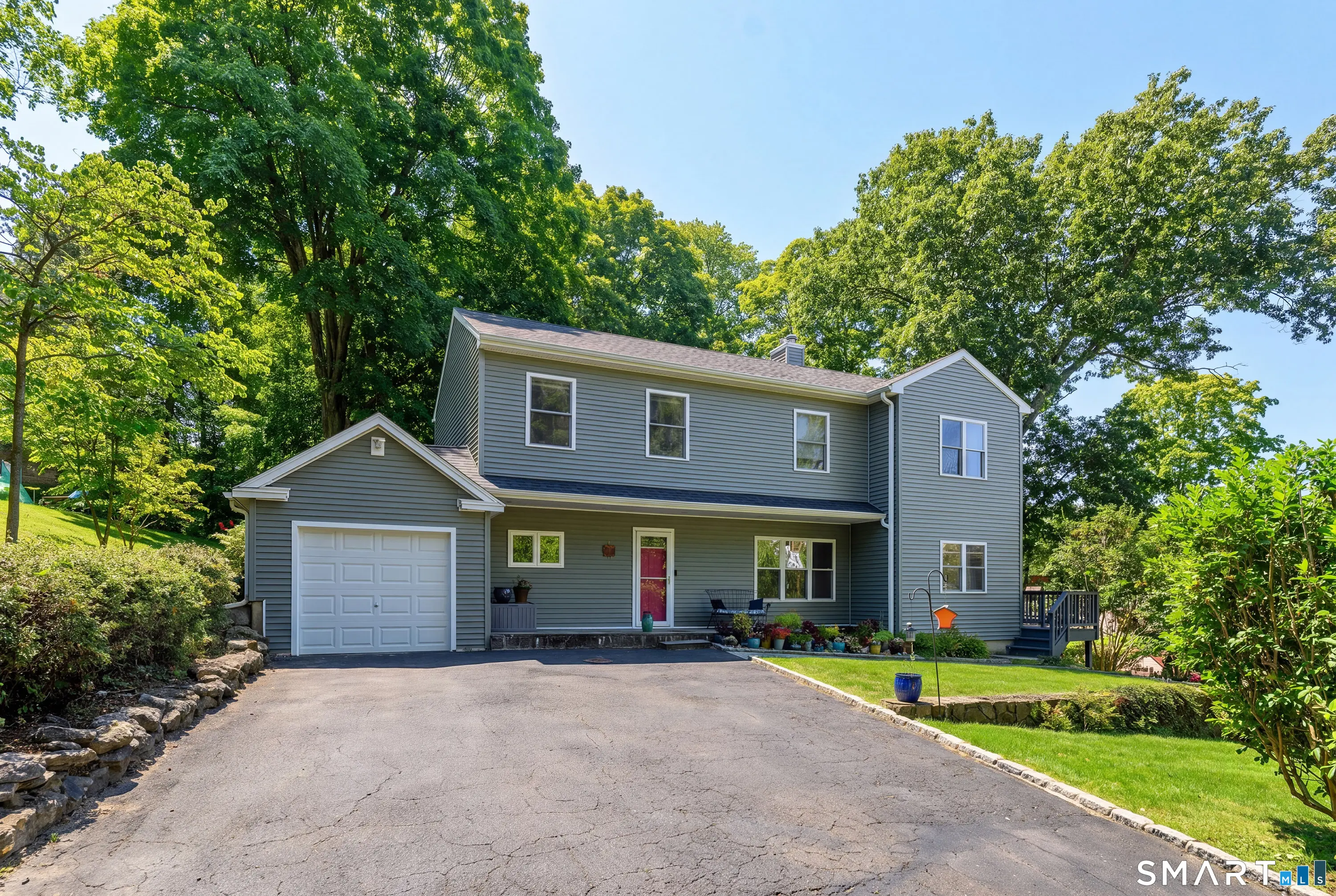 14 Moody Lane, Danbury