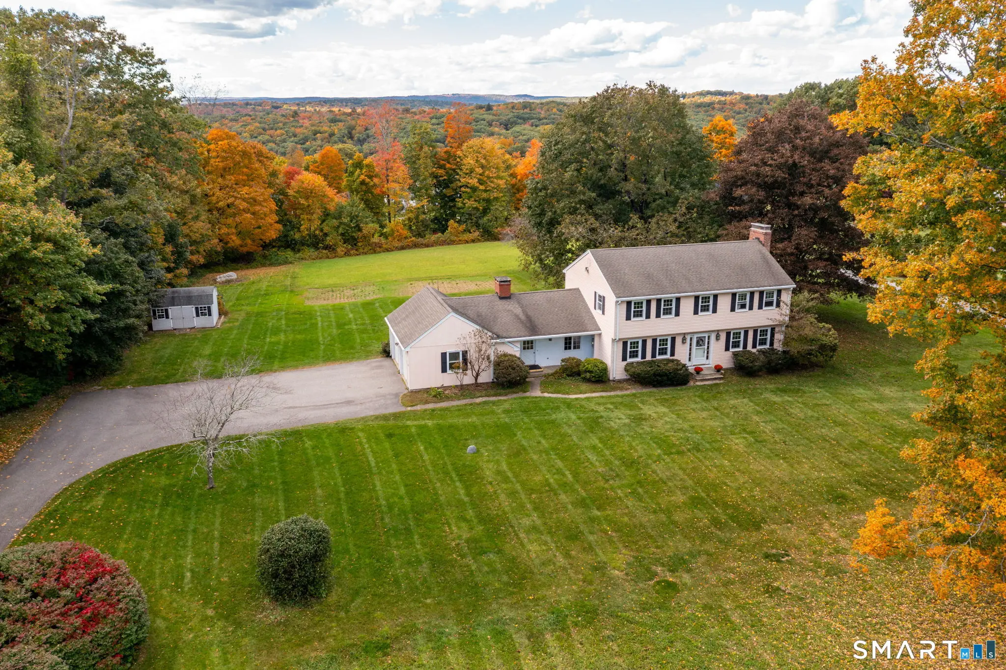 479 Town Hill Road, New Hartford