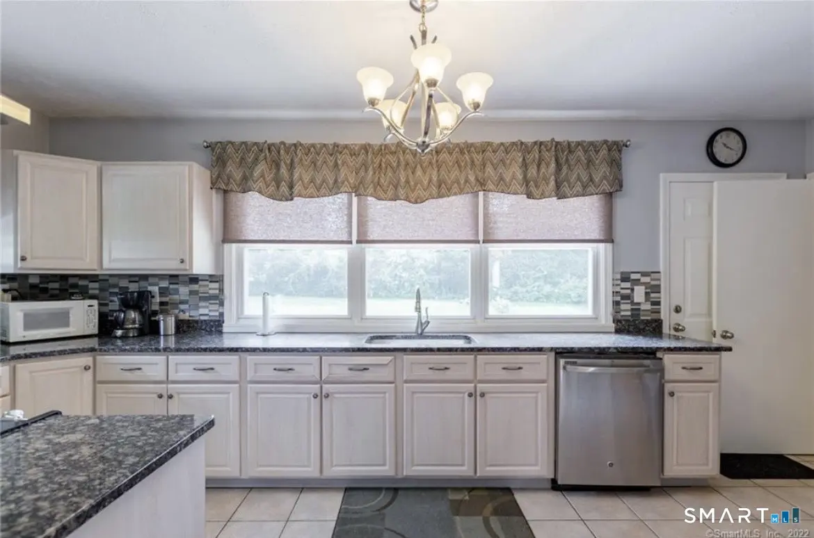 433 Highland Drive, Waterbury