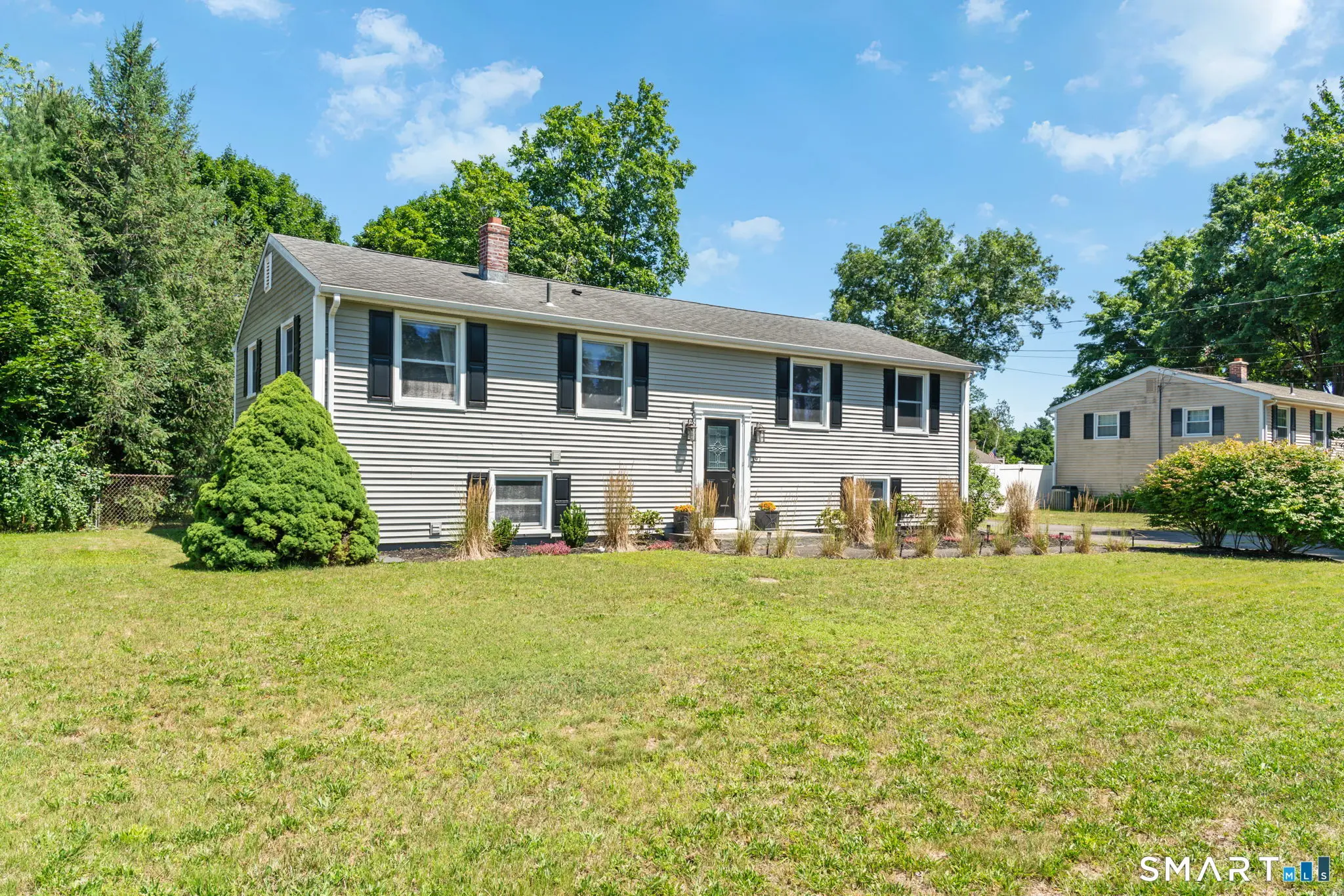 197 Manor Road, Southington