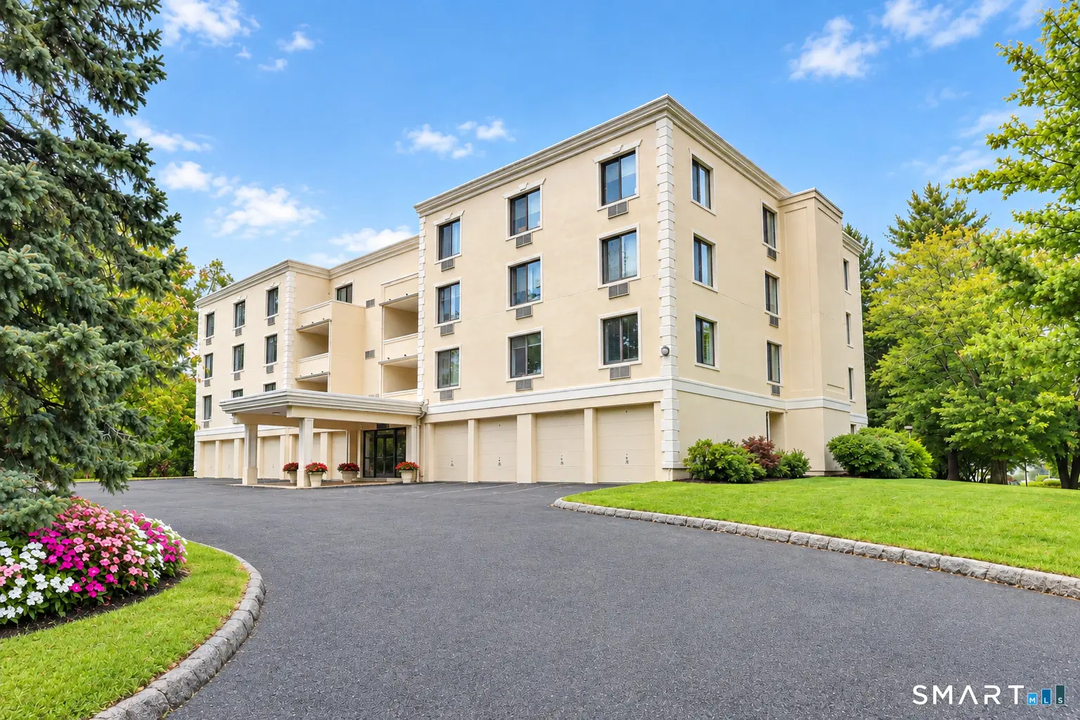 1525 East Putnam Avenue 306, Greenwich