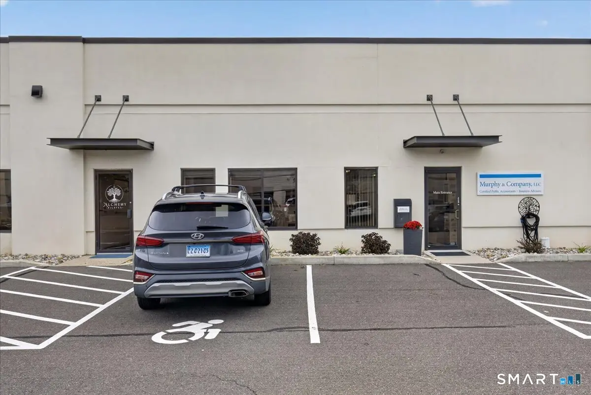 21 Business Park Drive, Branford