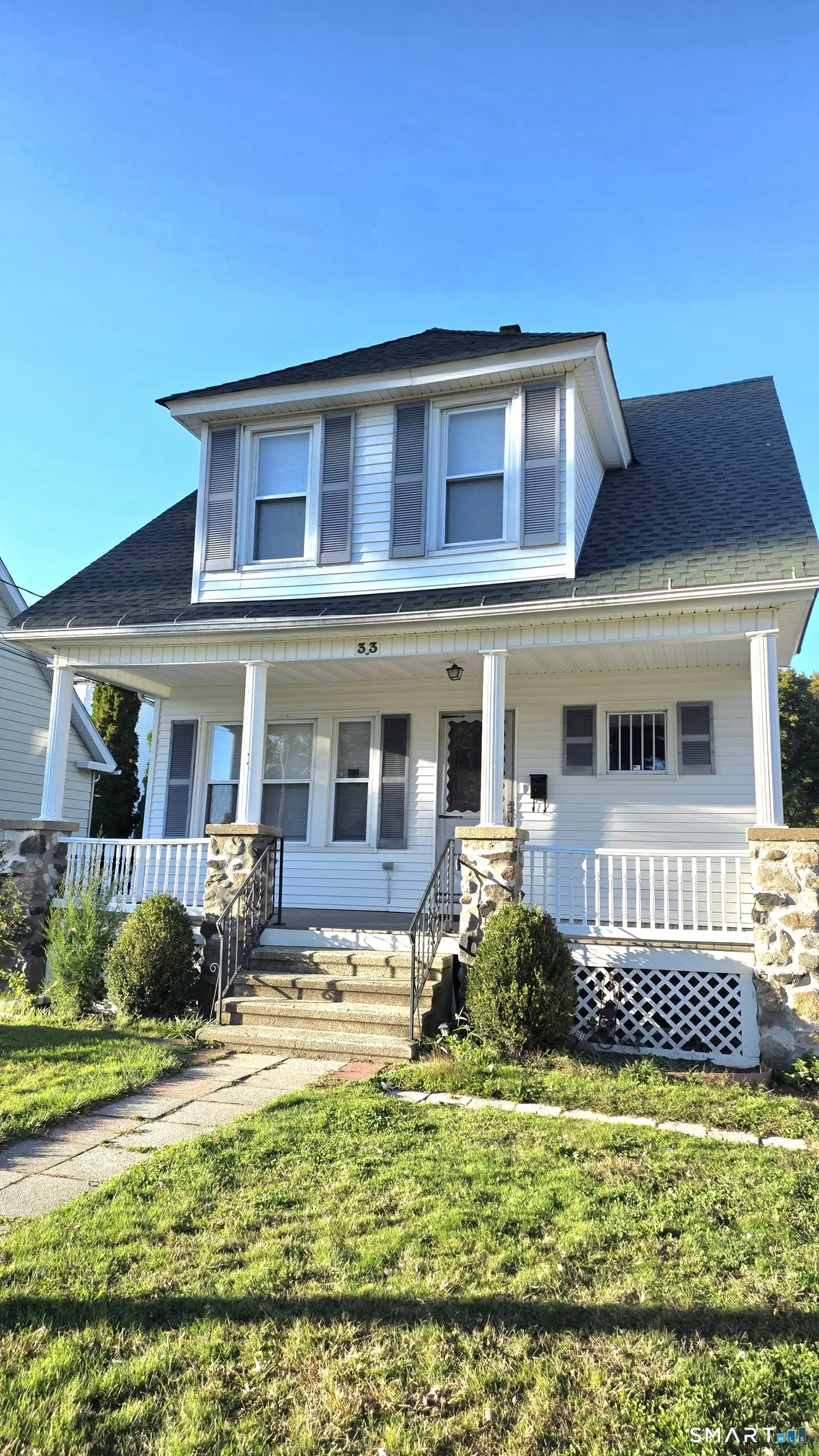 33 Ridgefield Avenue, Waterbury
