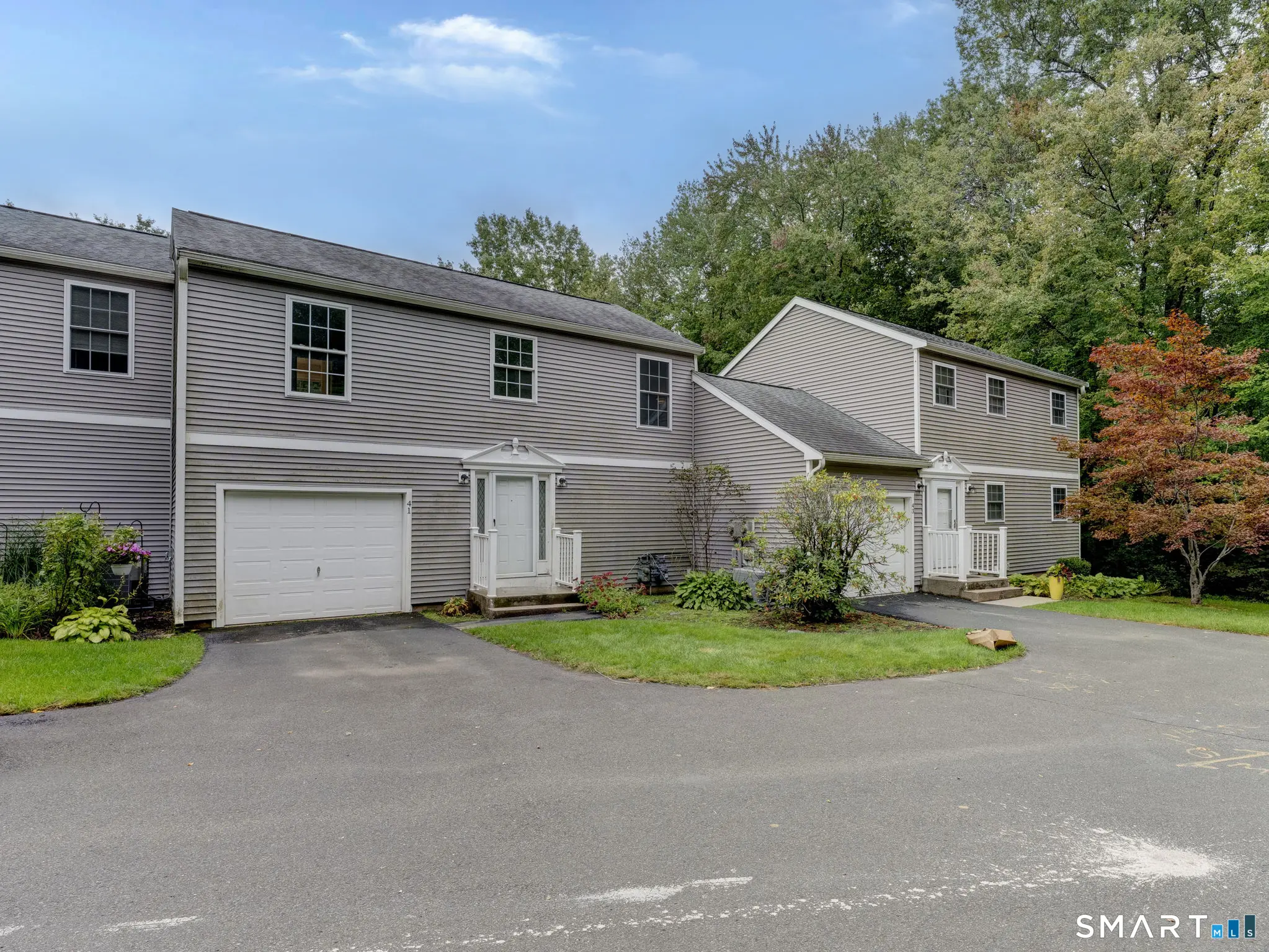41 Tamarack Drive 41, Bloomfield