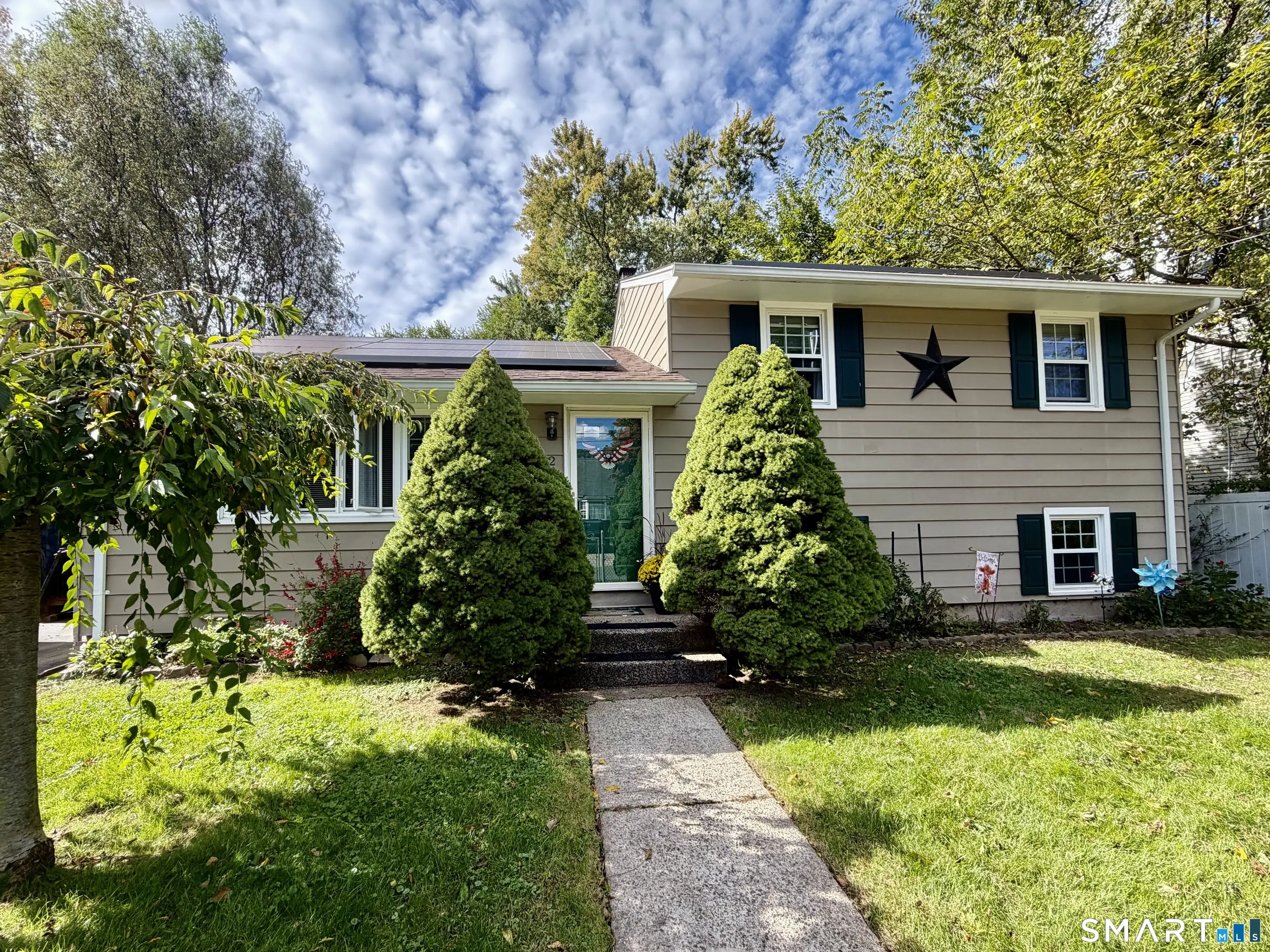 32 Elliott Street, Meriden