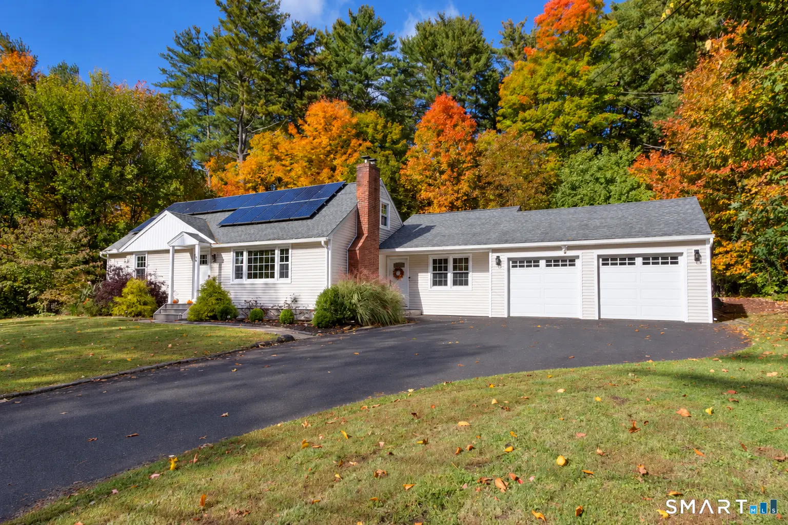 26 Ichabod Road, Simsbury