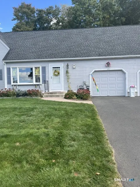 171 Deer Run Trail, Manchester