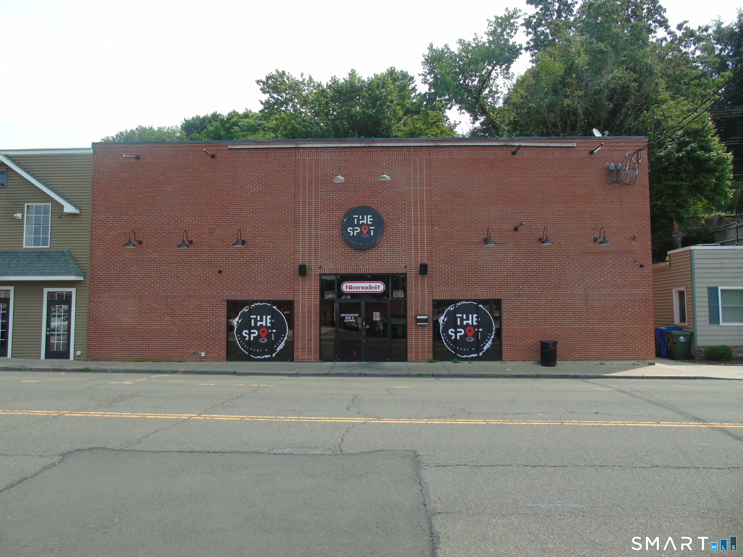 370 East Main Street, Ansonia
