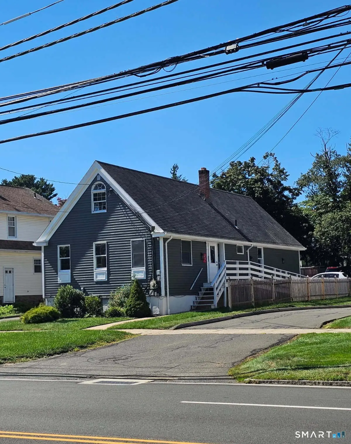 3231 Main Street, Stratford