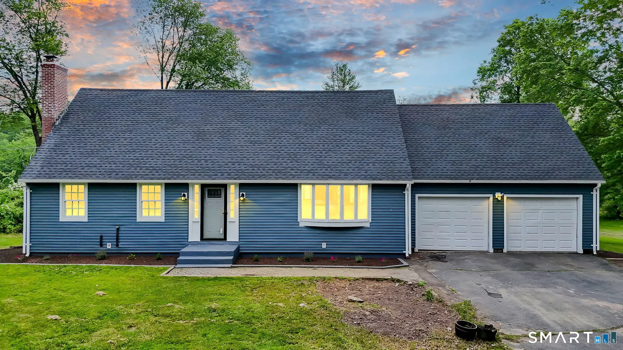 890 Copper Hill Road, Suffield