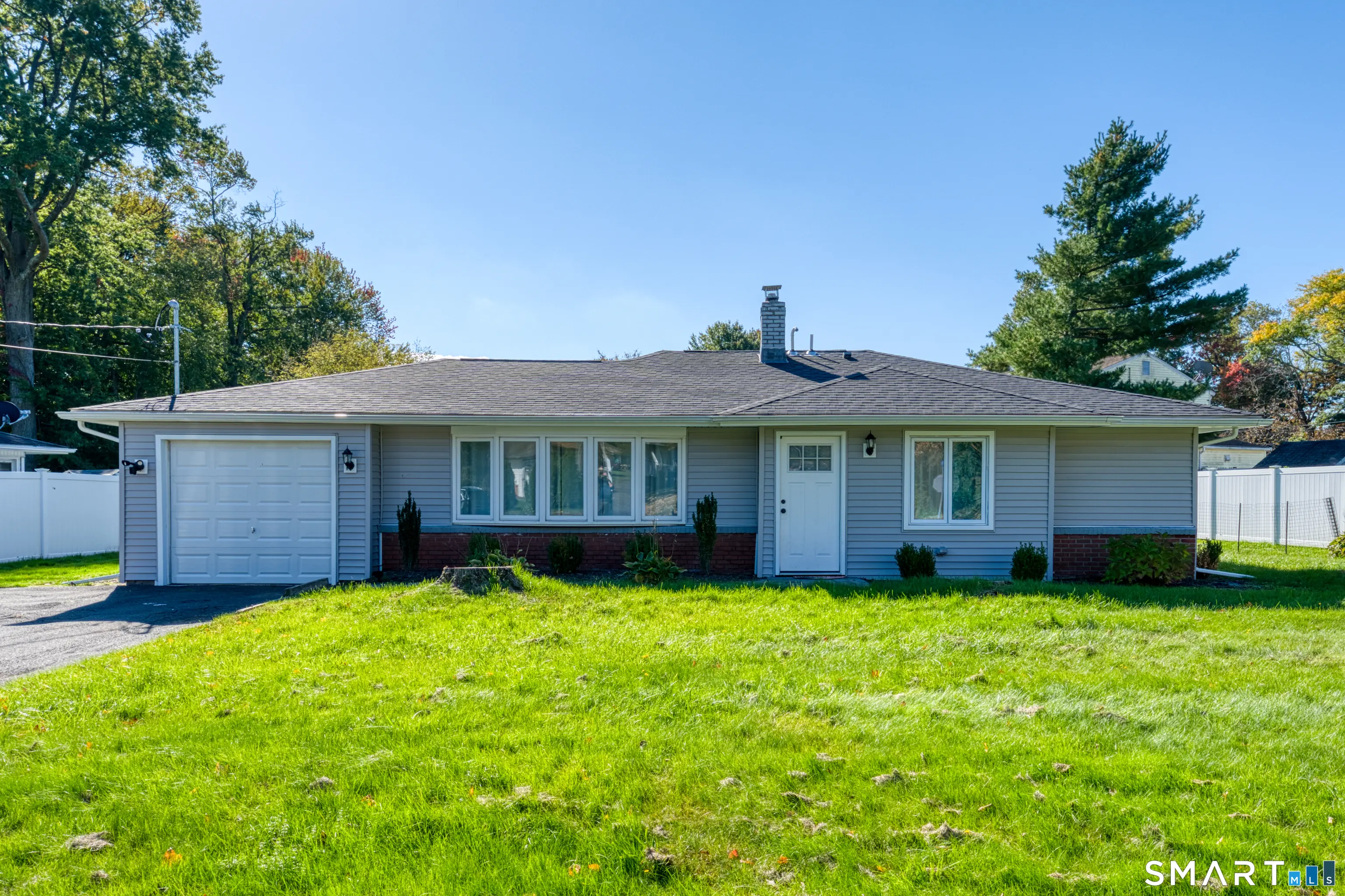 175 Reservoir Road, Newington