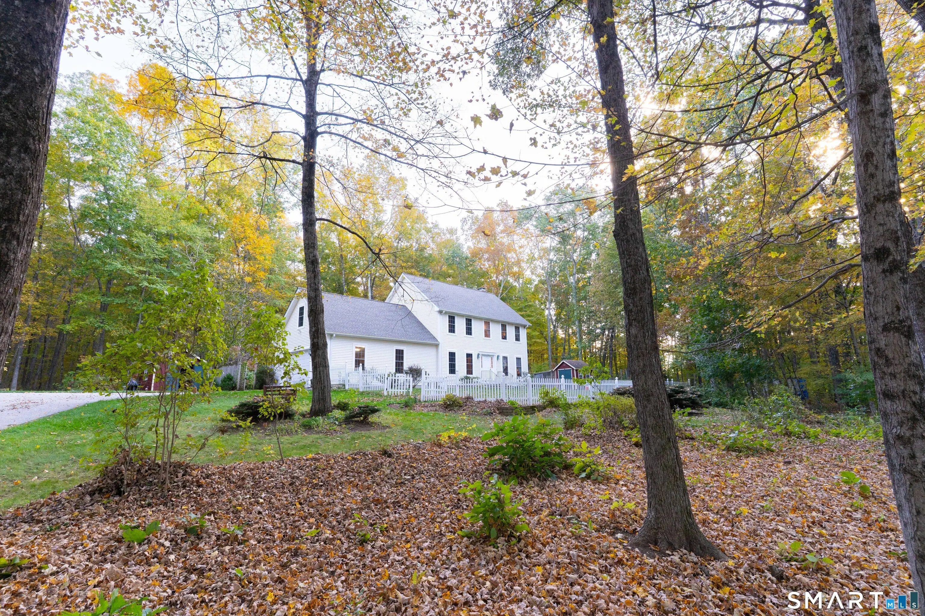 391 Squaw Hollow Road, Ashford