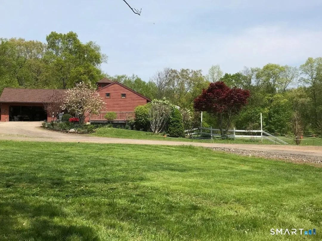 11 East Howey Road, Ashford