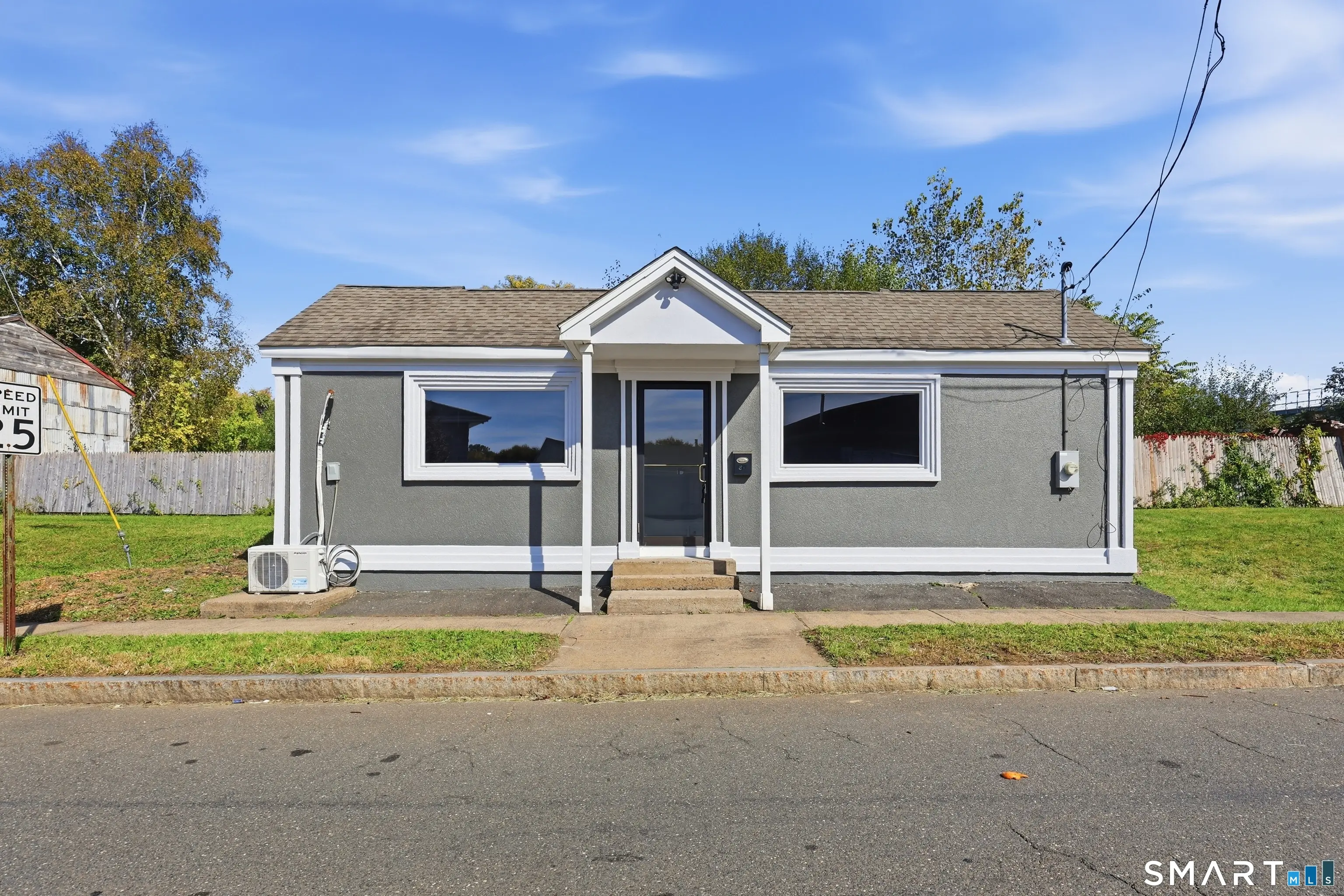 82 North Main Street, Middletown