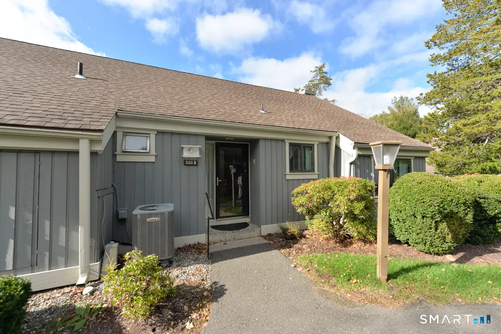 533 Heritage Village B, Southbury