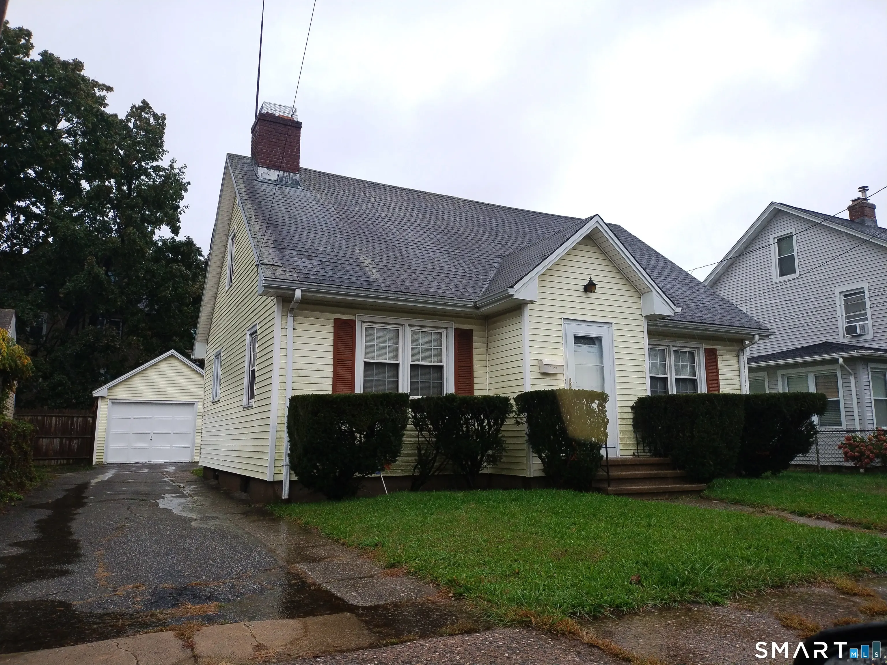 140 Beardsley Park Terrace, Bridgeport