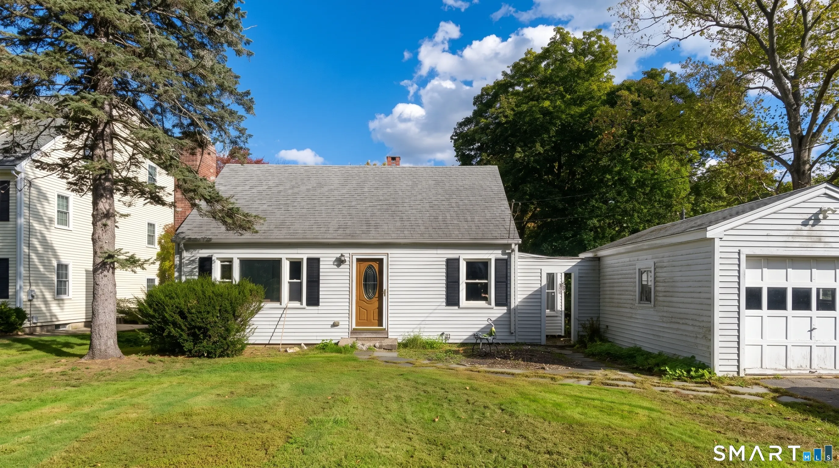 31 East Hill Road, Canton