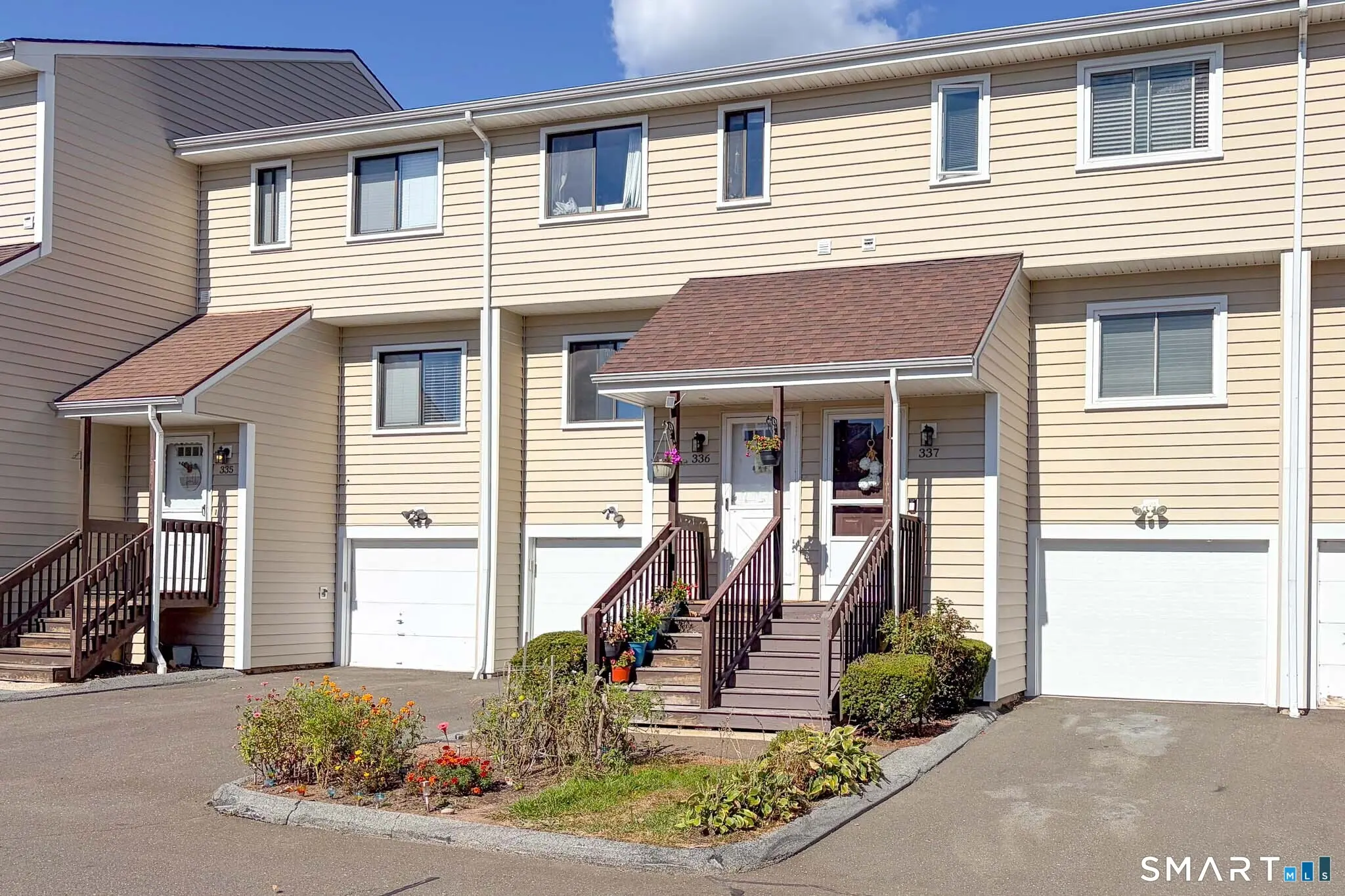 337 Monticello Drive 337, Branford