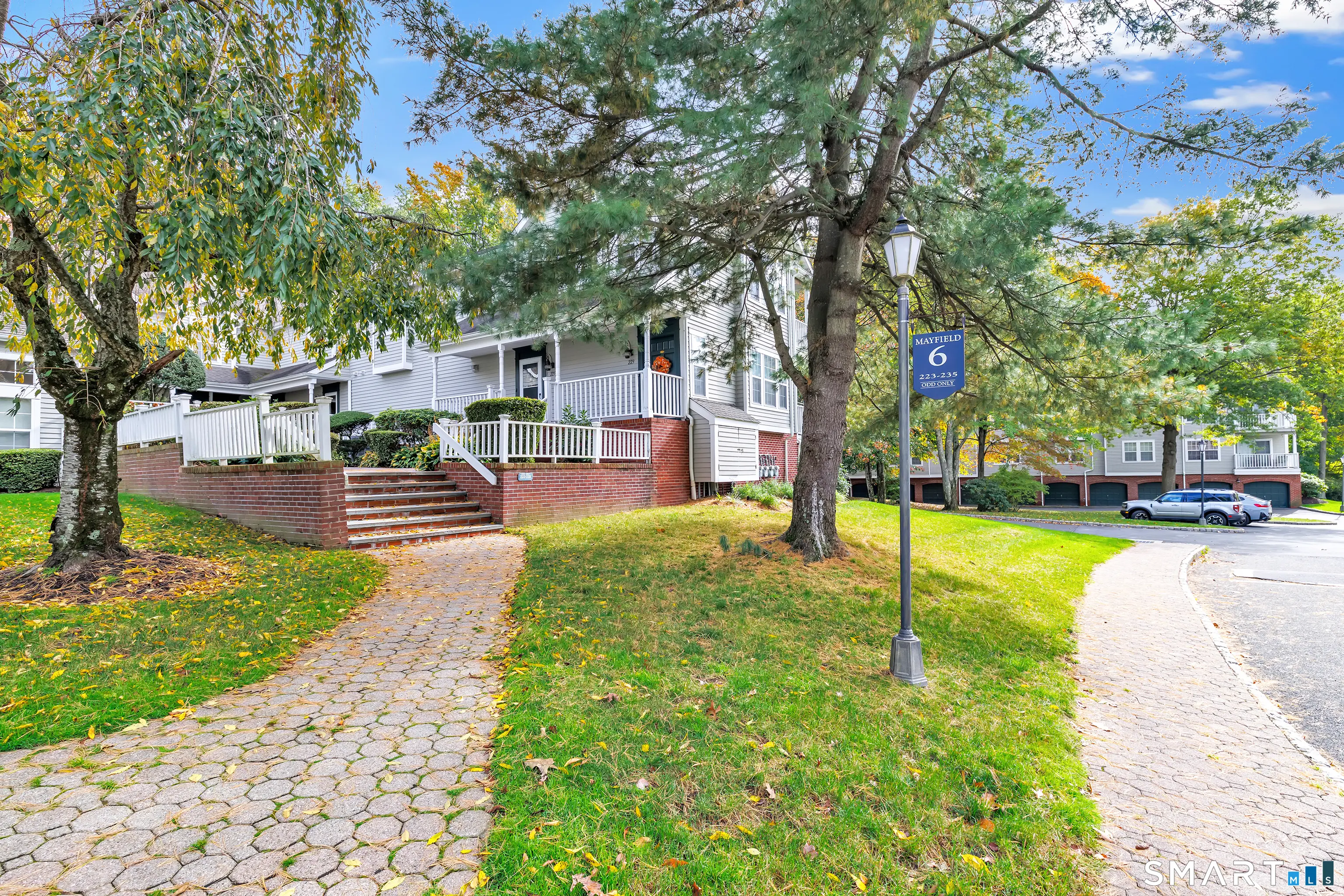 227 Mayfield Drive 227, Trumbull