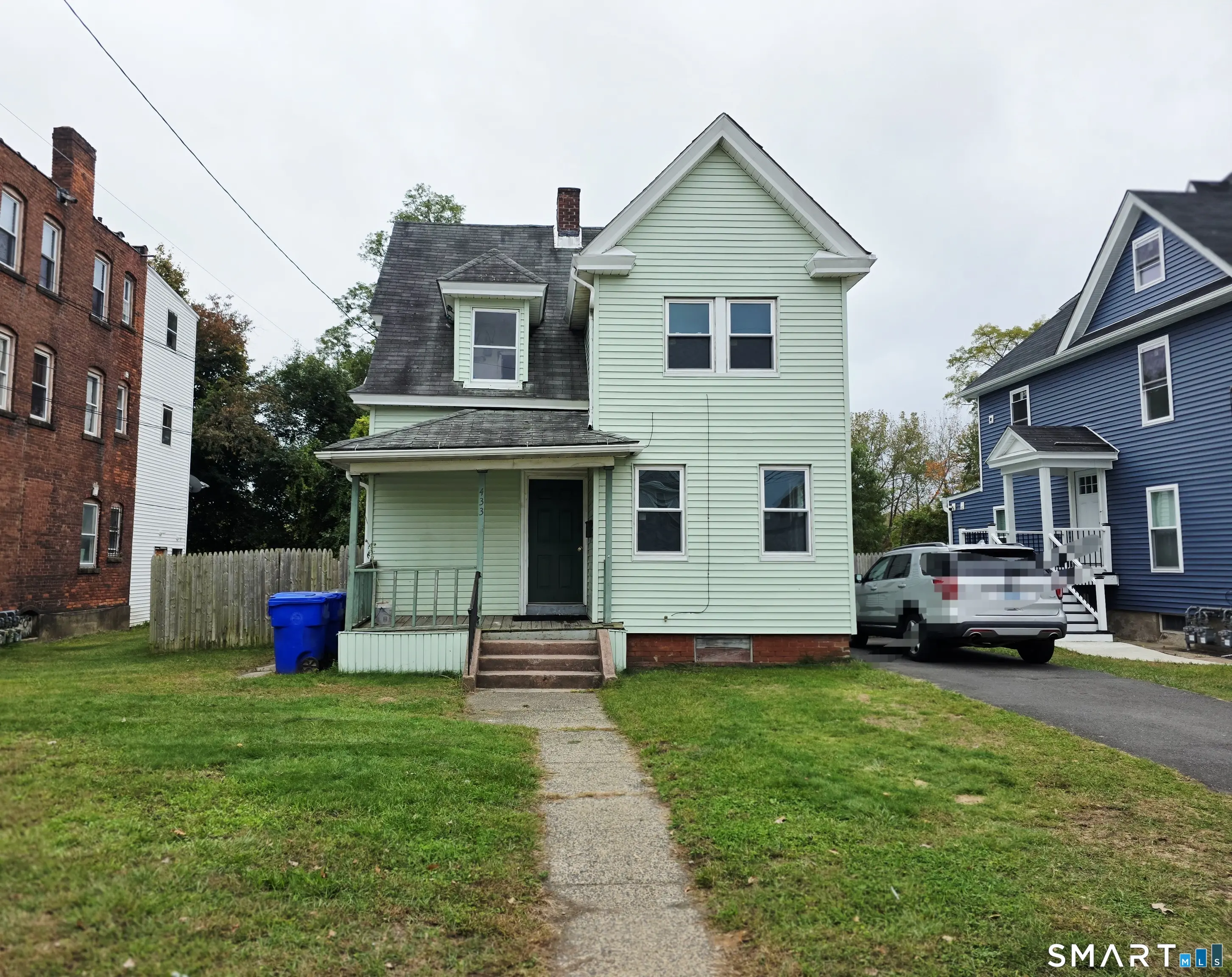 433 Burnside Avenue, East Hartford