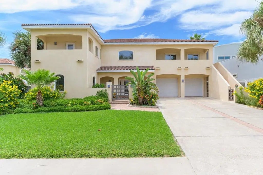 211 W Campeche St., South Padre Island