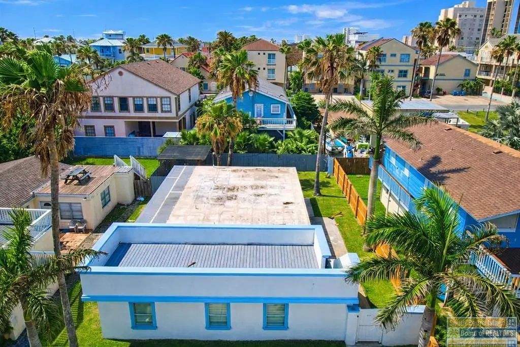 122 E Whiting St. A,b, South Padre Island