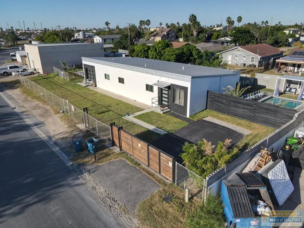 711 W South Shore B, Port Isabel