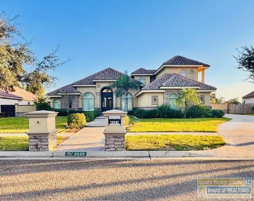 4429 Water's Edge, Harlingen