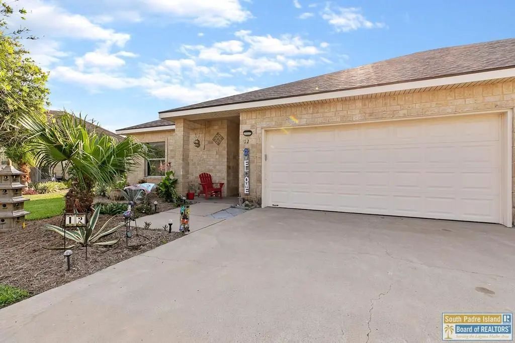 12 Augusta Court, Laguna Vista