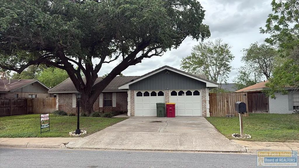 15 Sunnyside Ln., Brownsville