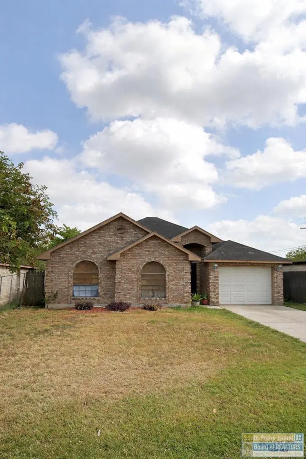 6825 Nansa Dr., Brownsville