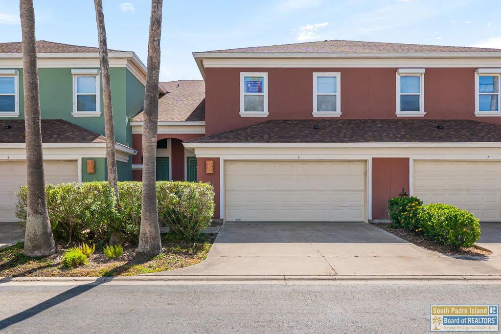 5 Harbor Point, Laguna Vista