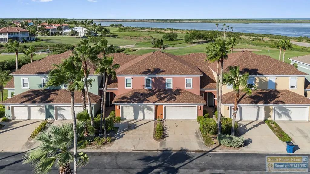 5 Harbor Town, Laguna Vista