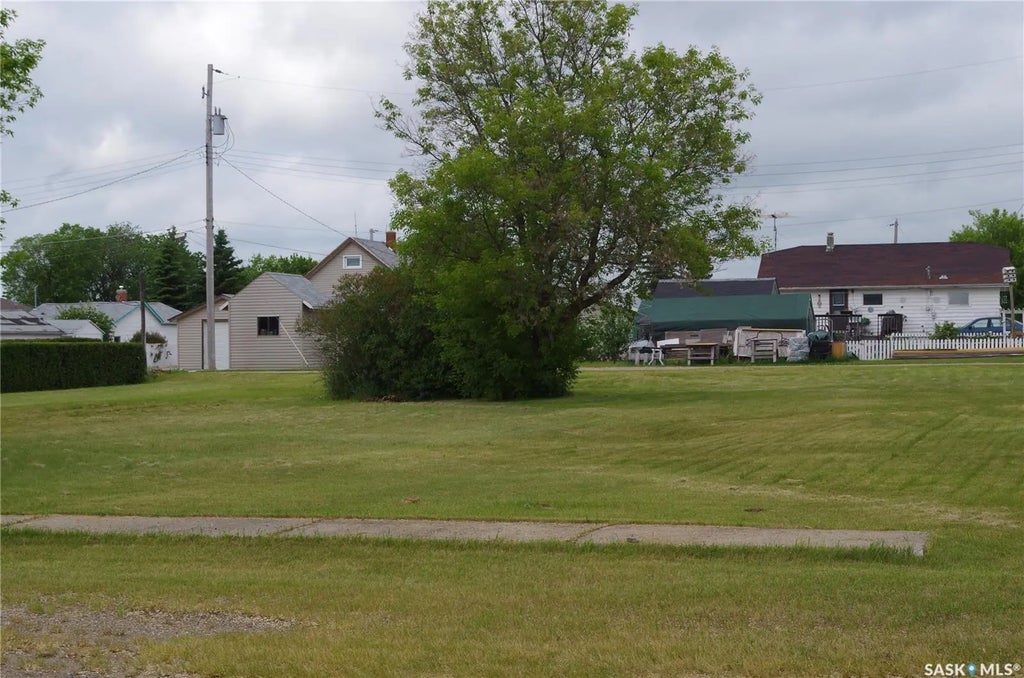 122 & 124 3rd Avenue N, Naicam