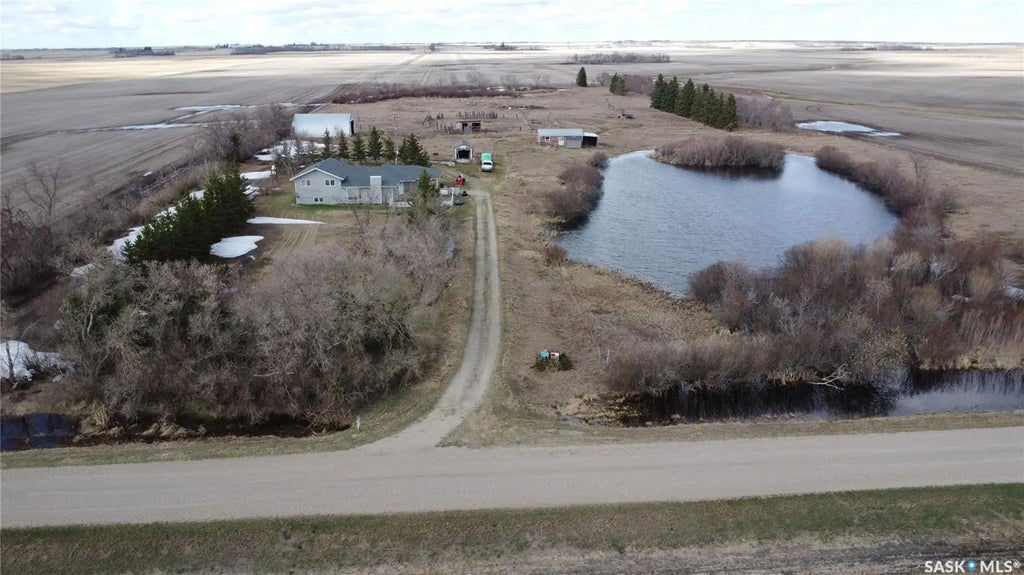 Aveyard Acreage, Abernethy Rm No. 186