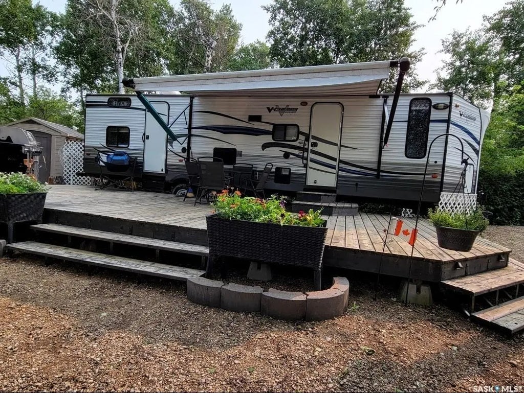 44 Deep Woods Rv Campground, Hoodoo Rm No. 401