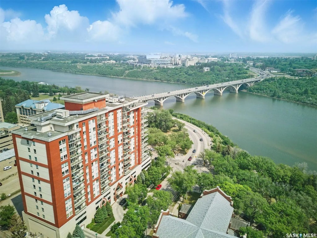 #1006 - 902 Spadina Cres E, Saskatoon