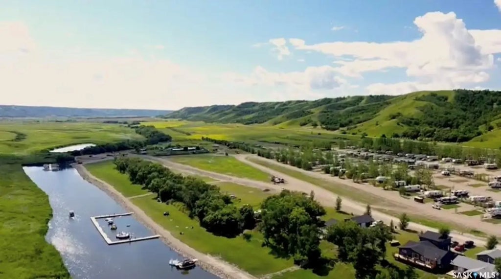 14 Oakley Lane, Round Lake