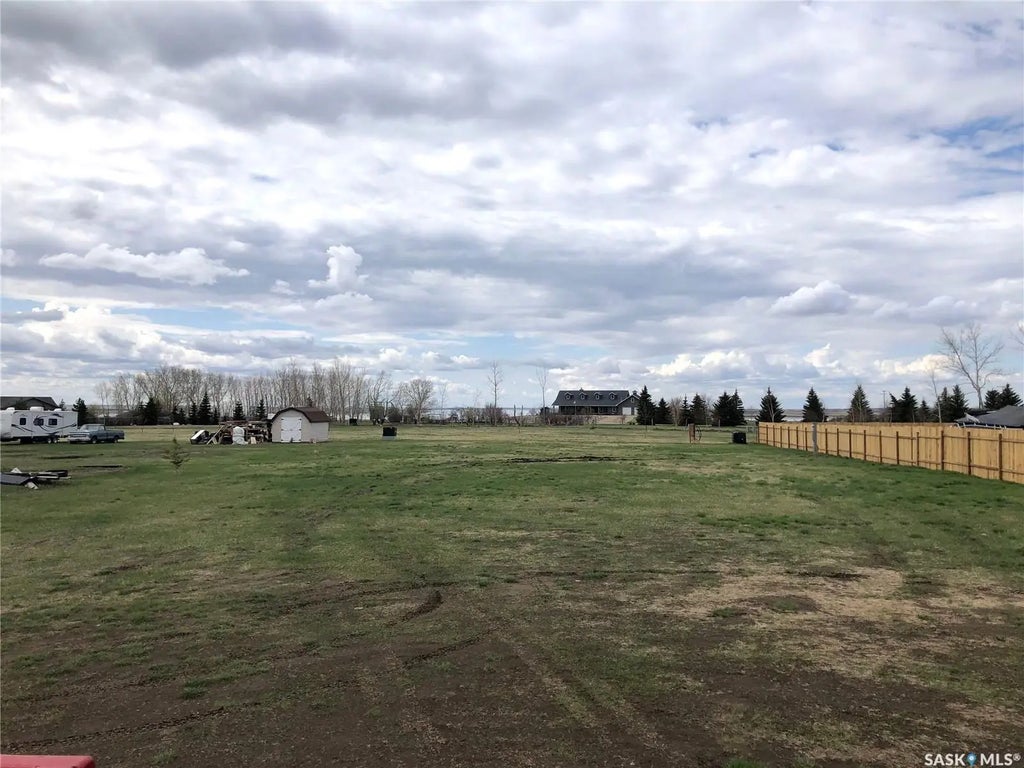 529 Aaro Avenue, Elbow