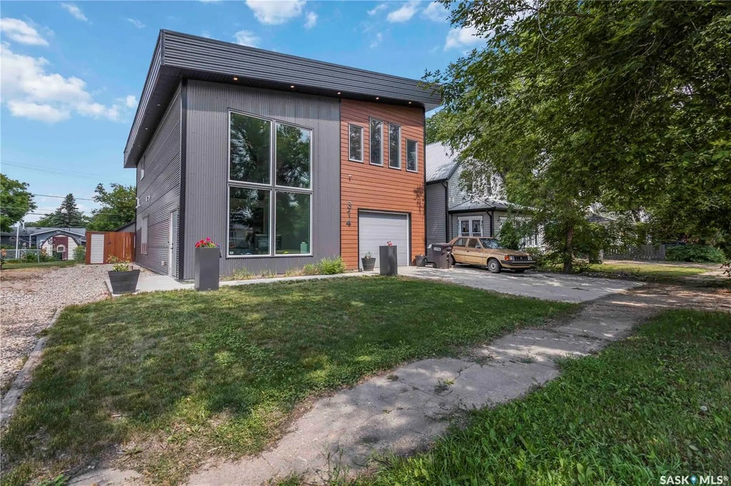 314 Fifth Avenue E, Watrous