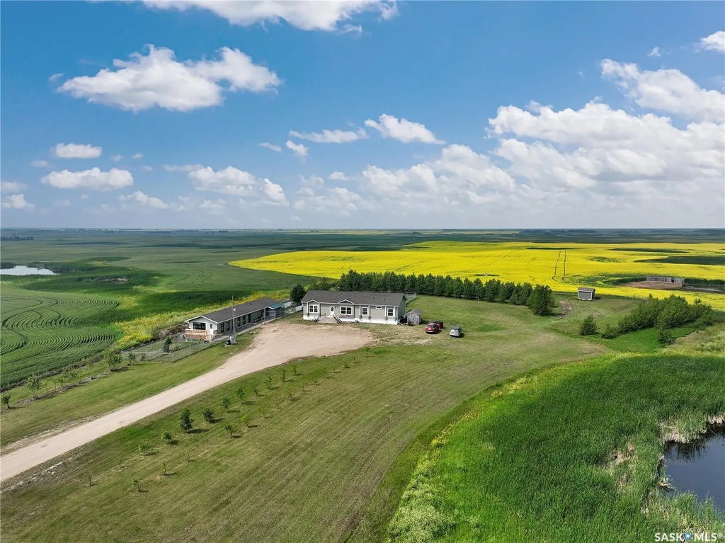 Envy Dog House Acreage, Silverwood Rm No. 123